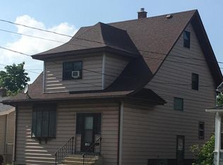 1006 43rd St, Kenosha, WI 53140