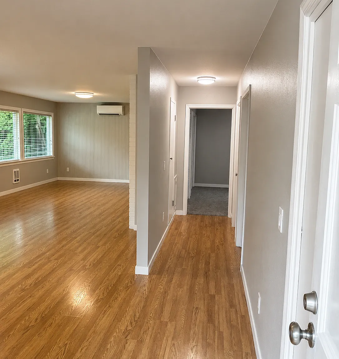 2 bed, 918 sqft, $2,100 — Photo 4
