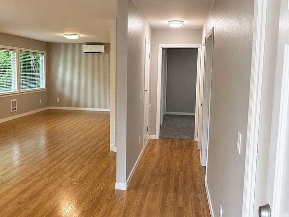 4th image of 5030 Fir St