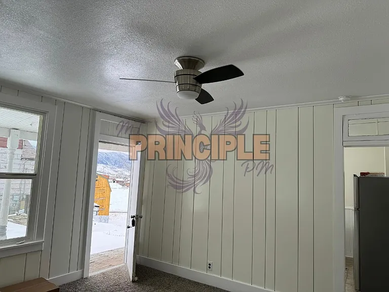 117 W Pearl St — Photo 6