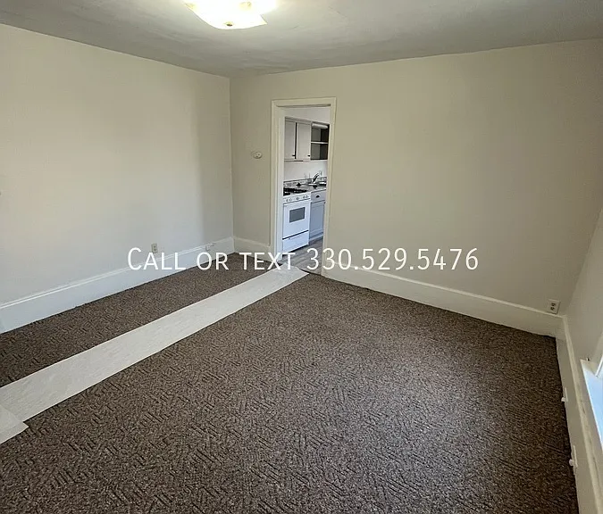 24 Grand Ave #3 — Photo 3