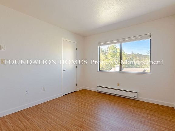 5th image of 221 Marin Valley Dr