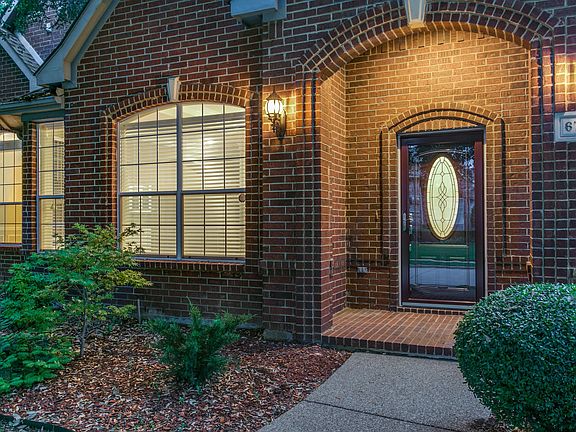 2nd image of 6709 Sandtrap Ct
