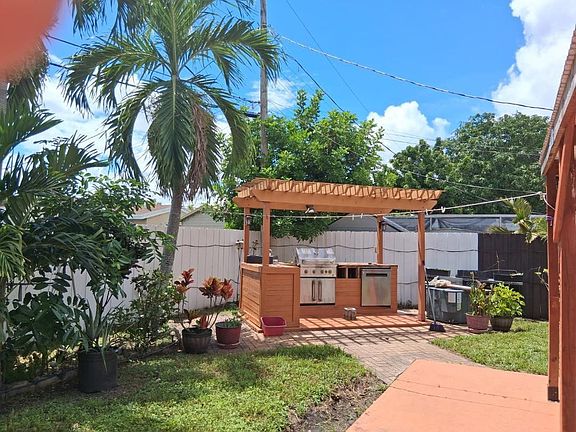 4th image of 7040 SW 29th Street