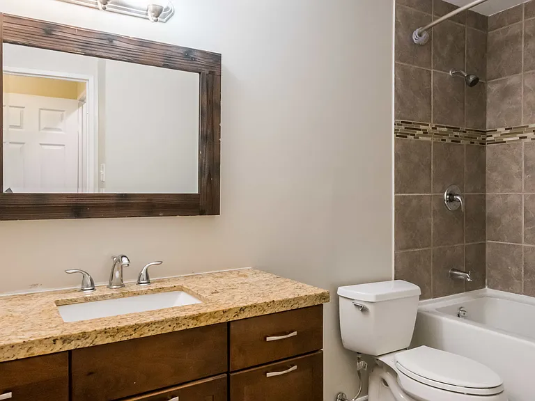 27 Terry Fox Pl — Photo 12