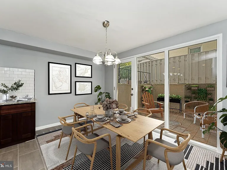 212 G St SW #212 — Photo 3