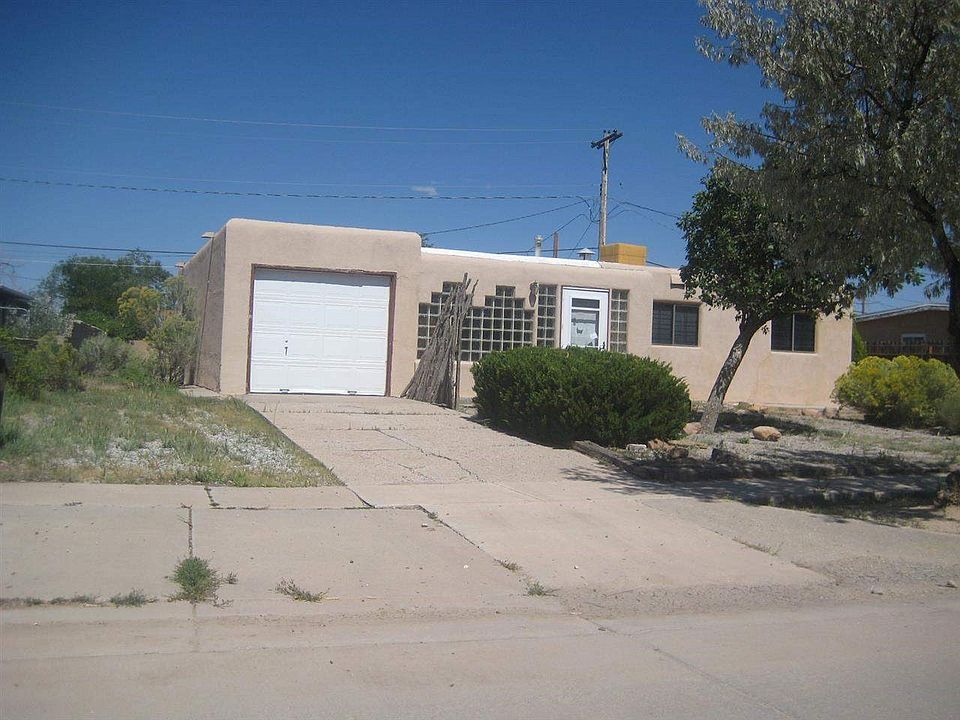 1st image of 3413 Ciniza Dr