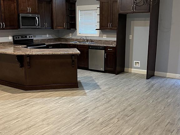 3rd image of 1116 Gregory Ct