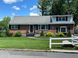 1219 Libby Ave, Schenectady, NY 12309