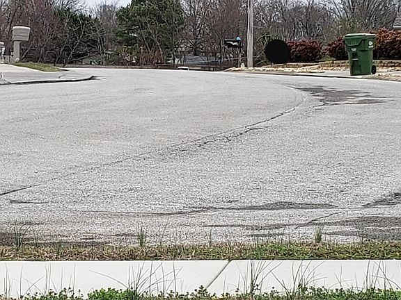 5th image of 717 Shane Dr Lot 8