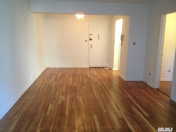 4th image of 11220 72nd Dr APT B18