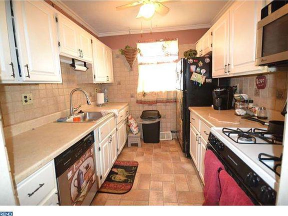3rd image of 11114 Dora Dr