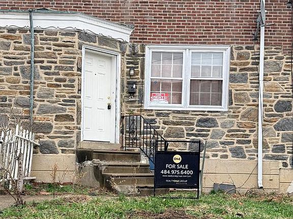 2nd image of 321 Hampden Rd