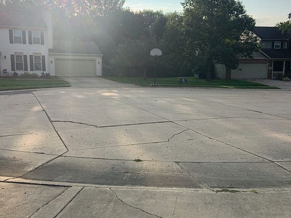 5th image of 932 Brookridge Ct