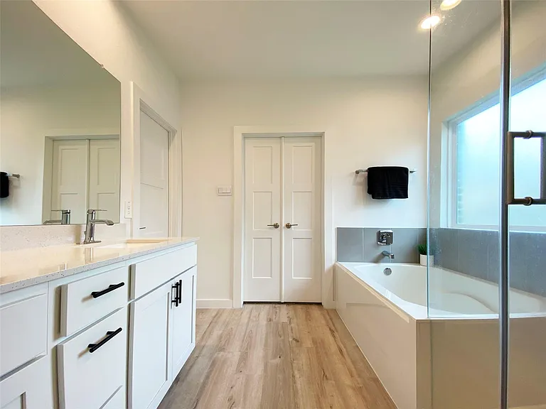 10208 Prairie Creek Ln — Photo 15