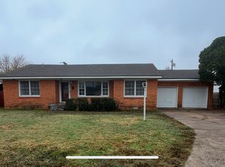 2214 W Holly Ave, Duncan, OK 73533