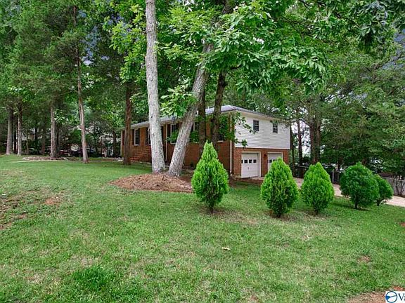 2nd image of 11115 Hillwood Dr SE