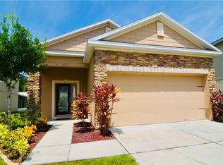 13345 Waterford Castle Dr, Dade City, FL 33525