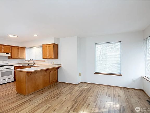 2nd image of 9741 Woodlawn Ave N #A