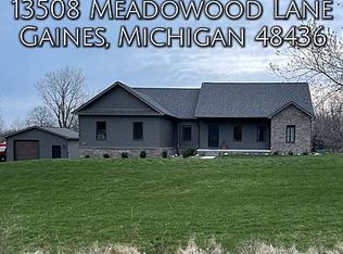 13508 Meadowood Ln, Gaines, MI 48436