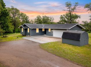 17165 Tulip St NW, Andover, MN 55304