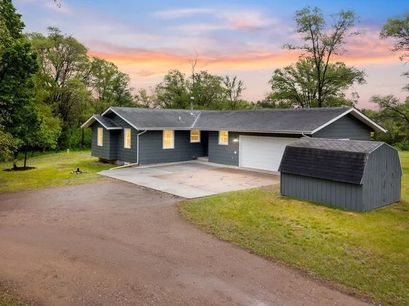 17165 Tulip St NW, Andover, MN 55304