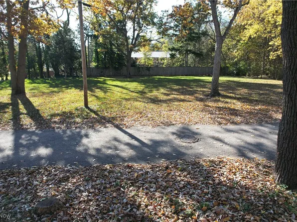 3662 E Rock Cliff Dr, Pt Clinton, OH 43452