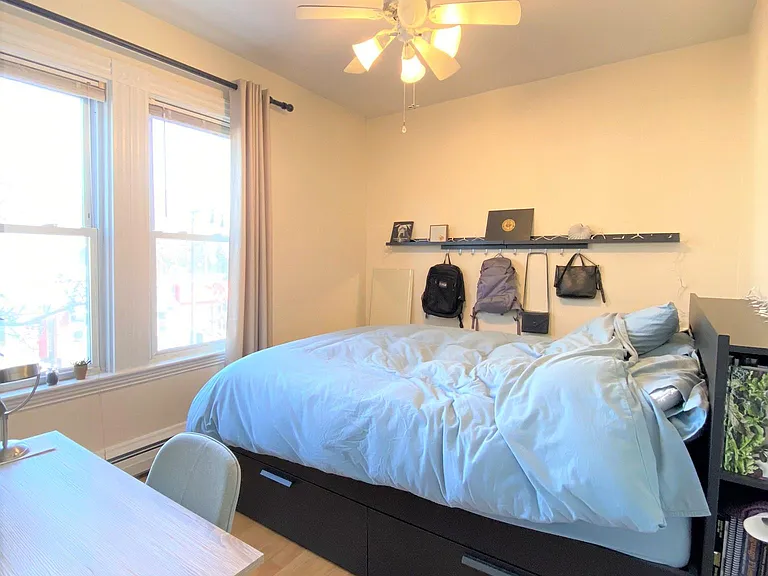 322 Western Ave — Photo 6