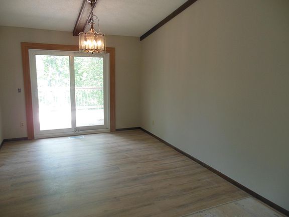 4th image of 5008 81st Ln N