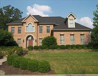 1st image of 909 Black Oak Ct