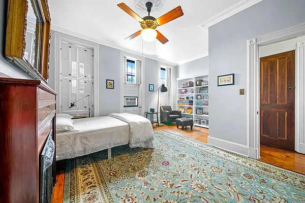 Rented by Brown Harris Stevens | media 36