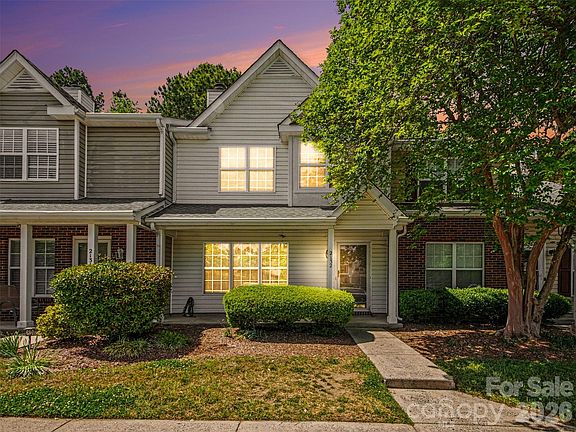 2nd image of 2132 Preakness Ct