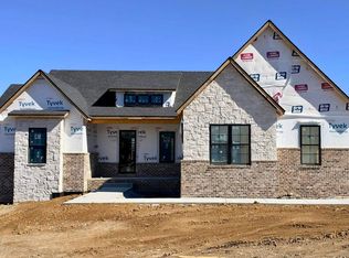 2037 West Ct, Richmond, KY 40475