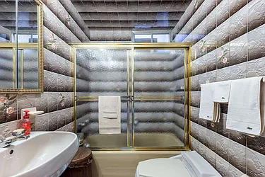 Rented by Capri Jet Realty Corp