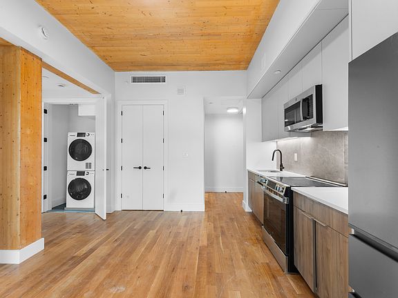 5th image of 80 Ainslie St #401