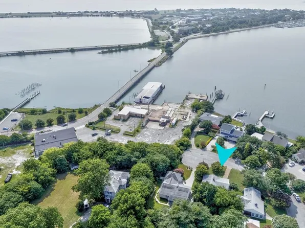 17 Mill Creek Ter, Hampton, VA 23663