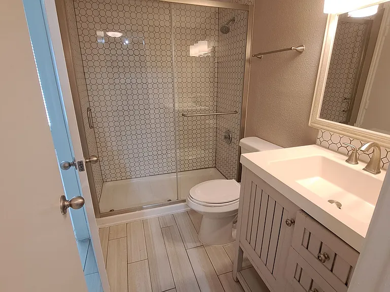 Island Bay Resort Apartments — Photo 40