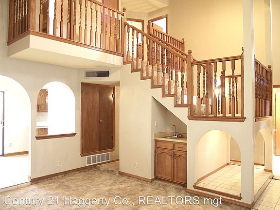 4th image of 1524 Cezanne Cir