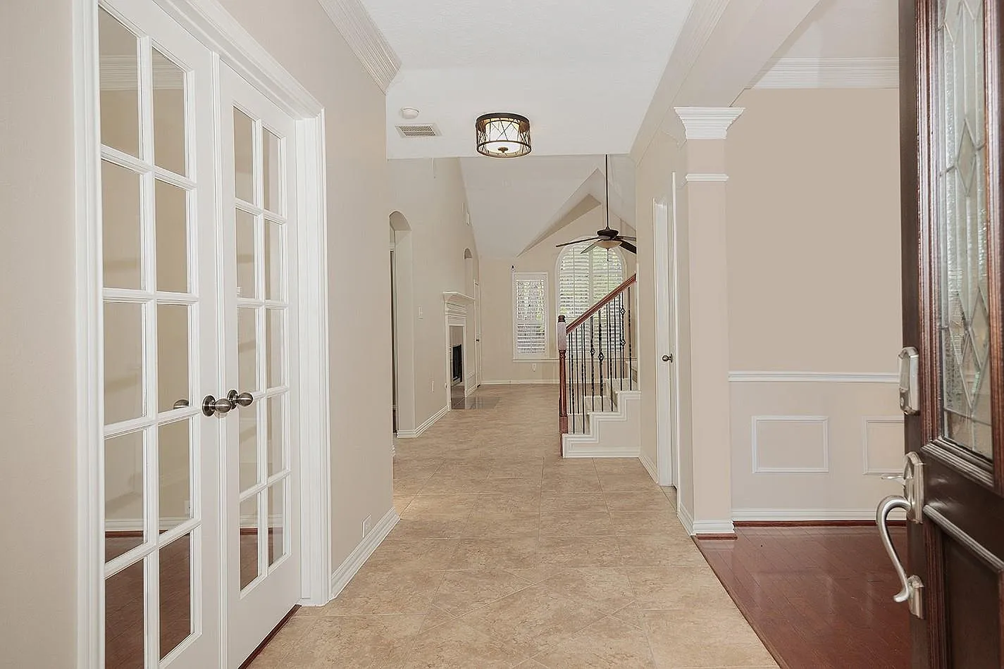 4 bed, 3.5 bath, 3070 sqft, $4,200 — Photo 3