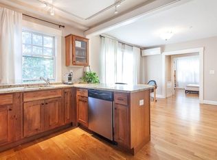 8 Brewer St APT 1, Cambridge, MA 02138