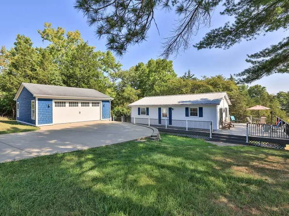 24 Elk Lake Dr, Owenton, KY 40359