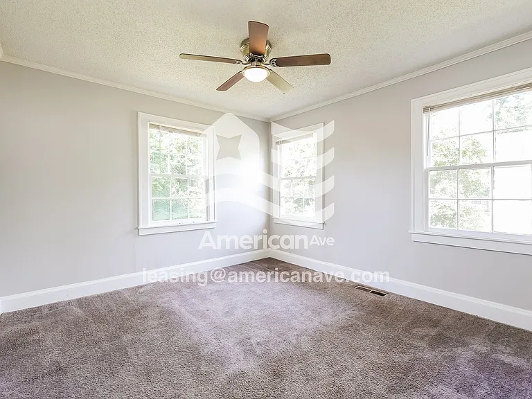 1176812_008_main_bedroom_9.jpg