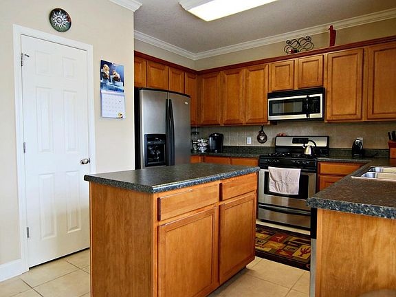 5th image of 2104 Briarhill Ln