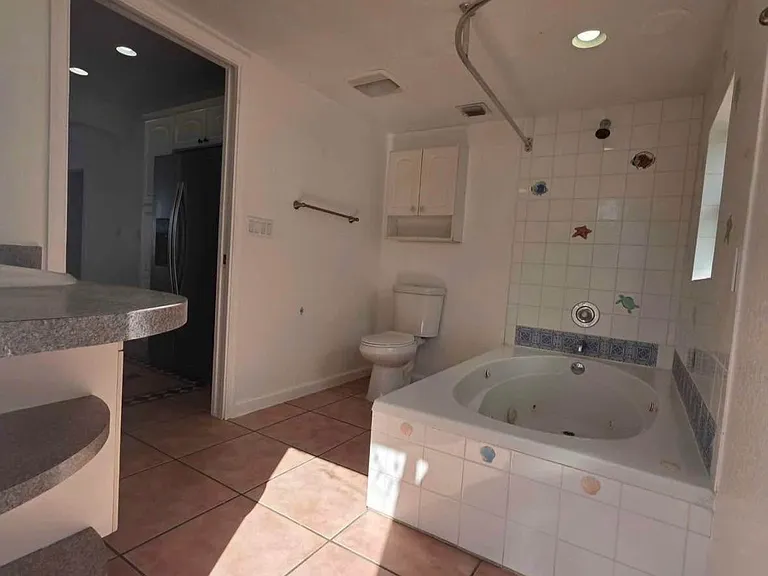 808 W Lakewood Rd — Photo 19