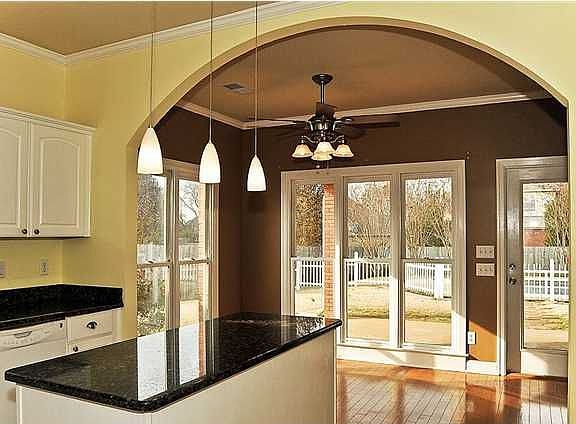 4th image of 8828 Sturbridge Dr