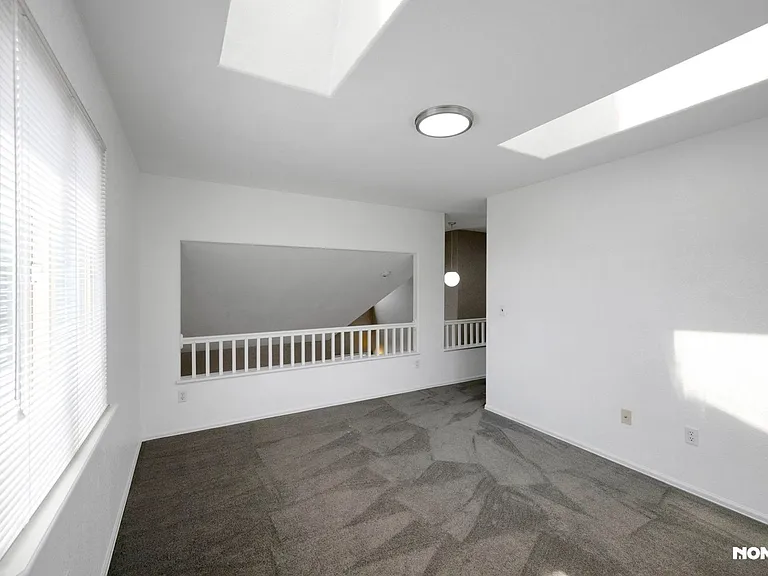 2942 N Princess Cir — Photo 15