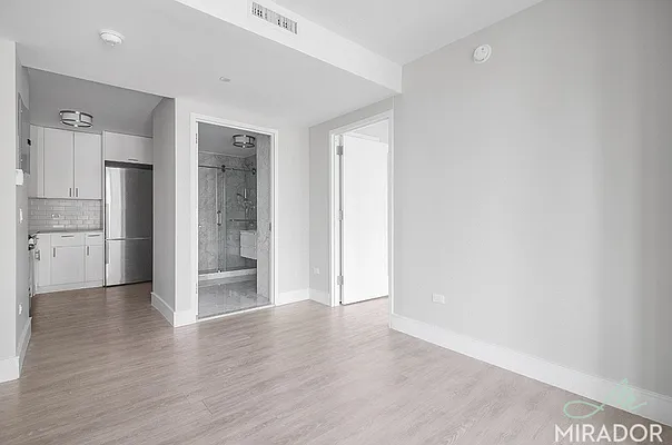 Rented by Mirador Real Estate | media 66