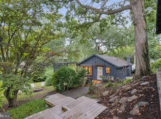 25 Pennsylvania Ave, Edgewater, MD 21037