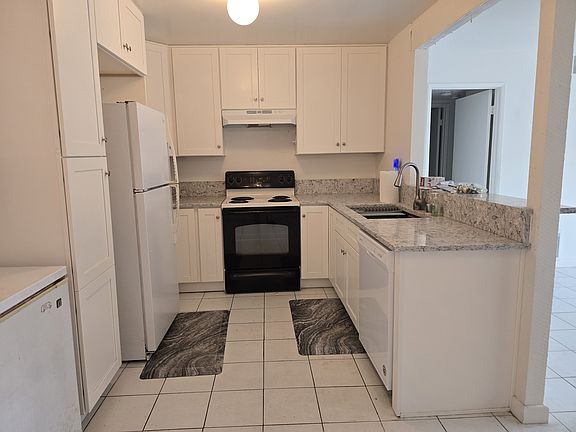 2nd image of 1300 Saratoga Ave #X