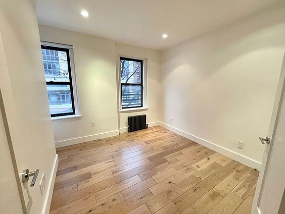 5th image of 361 E 50th St #F2